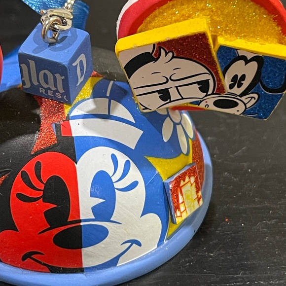 2021 Disneyland Christmas Holiday Icon Ear Hat Ornament - Picture 4 of 7